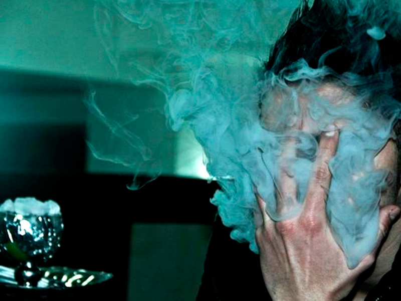 Почему возникает головная боль при курении кальяна и как от нее избавиться